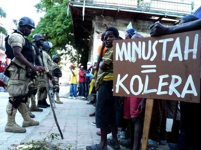 Read more about the article 10 anos da ocupação militar no Haiti: campanha exige retirada imediata das tropas estrangeiras