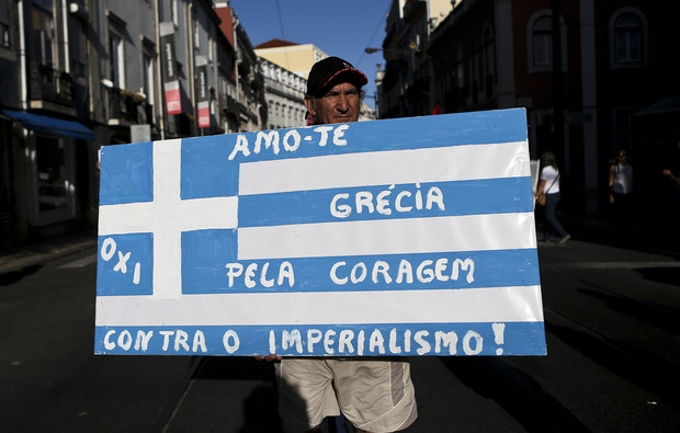 Leia mais sobre o artigo Vitória do ‘Não’ na Grécia confirma manobras ilegítimas sob argumento da dívida pública