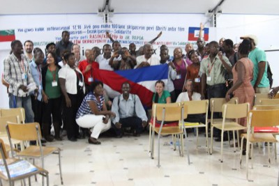 Read more about the article Colóquio Internacional pelo Fim da Ocupação dos EUA fortalece movimentos haitianos