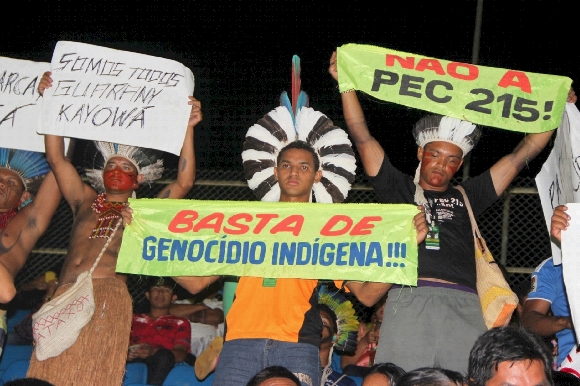 Read more about the article PEC 215: O extermínio dos Povos Indígenas e das Populações Tradicionais do Brasil