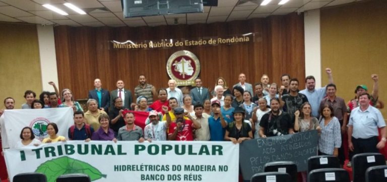 Read more about the article Tribunal Popular condena empresas e Estado por impacto da construção das usinas do Madeira