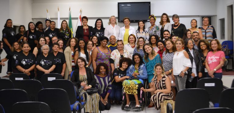 Read more about the article Coletivo de Mulheres atua em Contagem, cidade de MG que em dois anos registrou 91 casos de feminicídio