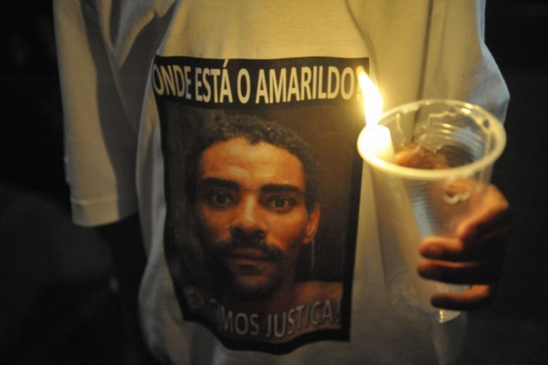 Read more about the article Cinco anos após morte de Amarildo, família ainda aguarda indenização: ‘Estado tem que pagar por seu erro’