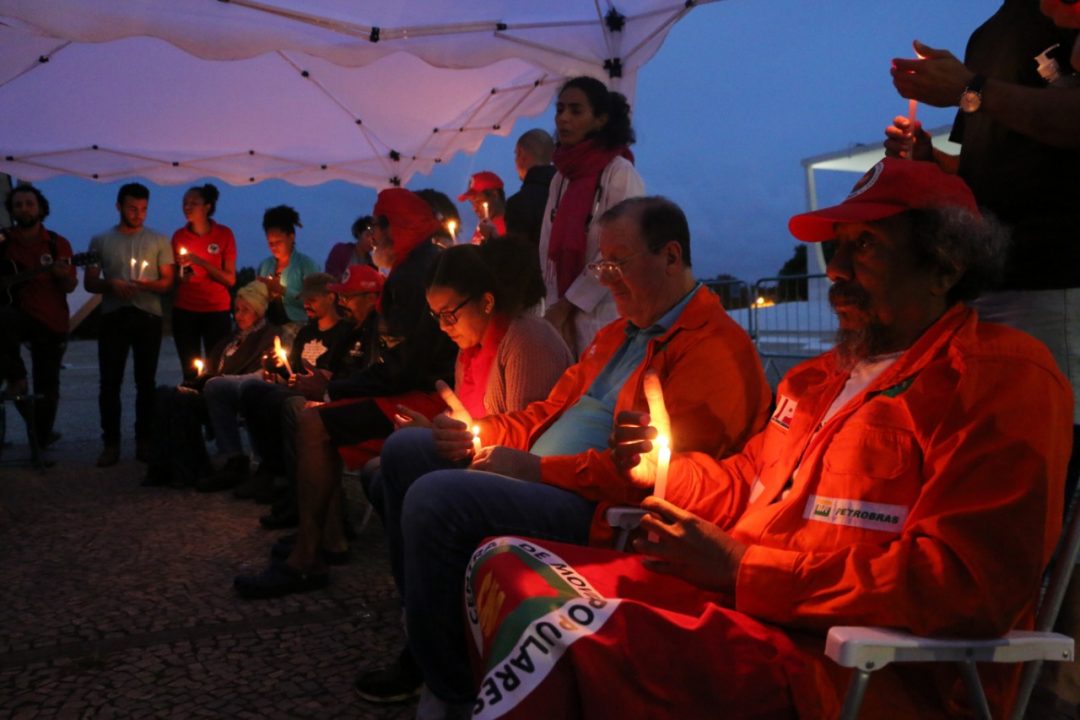 Read more about the article Entidades de direitos humanos pedem a militantes fim da greve de fome