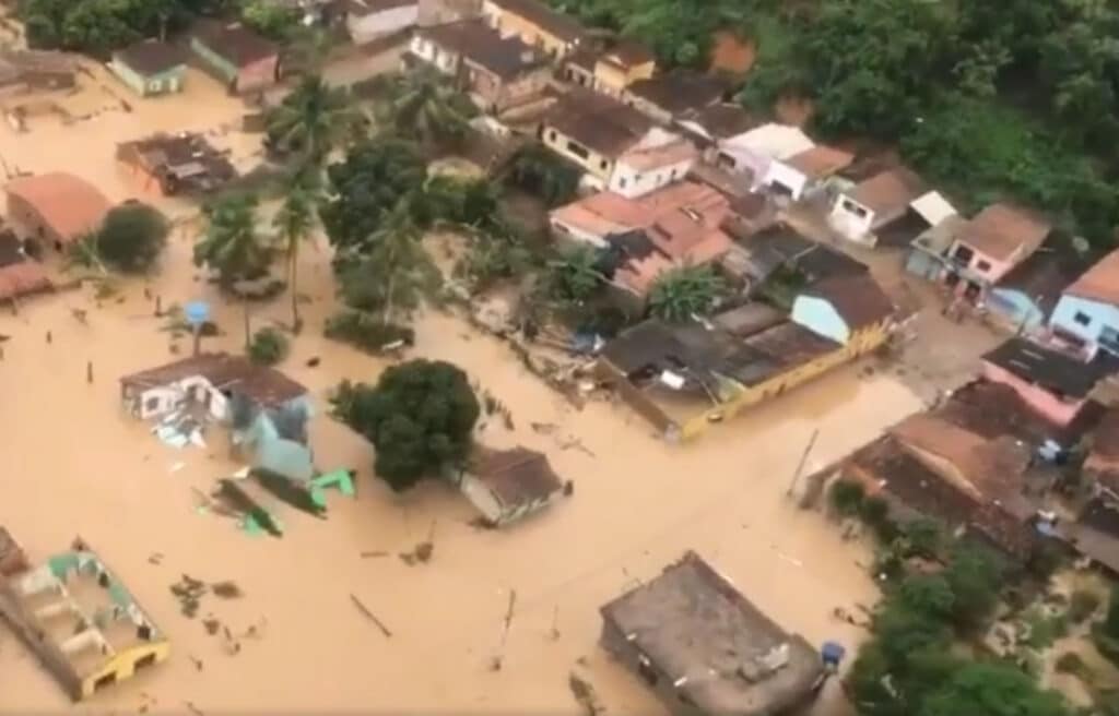 Leia mais sobre o artigo CNBB e Cáritas Brasileira lançam campanha emergencial para famílias atingidas pelas chuvas na Bahia e Minas Gerais