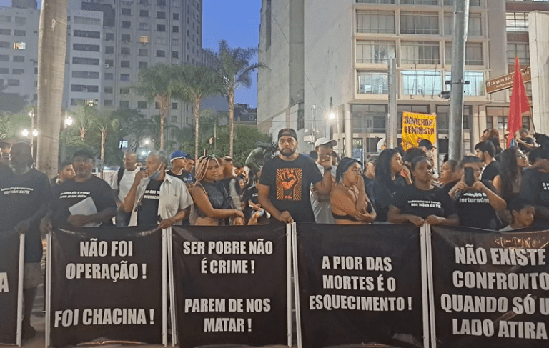 Leia mais sobre o artigo ‘A sociedade está aceitando a pena de morte’: ato em SP pede fim de operação policial na Baixada Santista