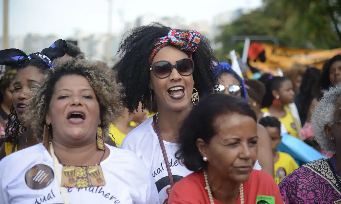 Leia mais sobre o artigo Mulheres negras estão na liderança da maioria das comunidades na Baixada Santista