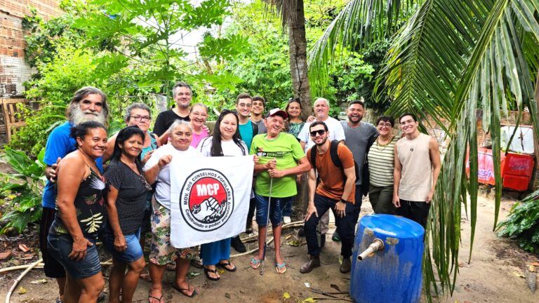 Leia mais sobre o artigo ‘Sisteminha em Todo Bairro’: visita técnica da UFC fortalece segurança alimentar no Conjunto Palmeiras, em Fortaleza